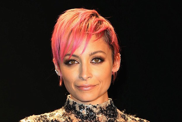 Nicole Richie Haircut Photo Star Debuts Pixie Cut At Tom Ford And 