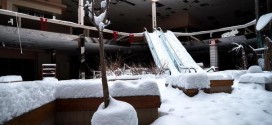 Snowy scene takes over Rolling Acres Mall (Photo)