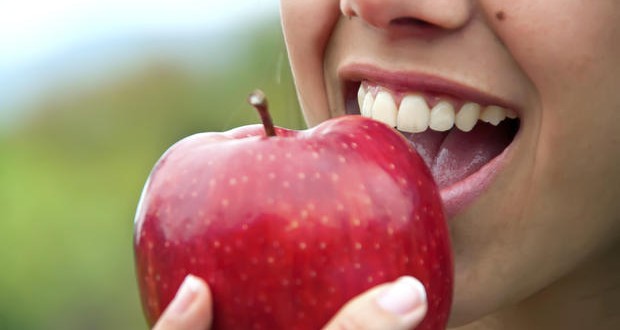 ‘An Apple A Day’ Keeps The Pharmacist Away? Study Says No