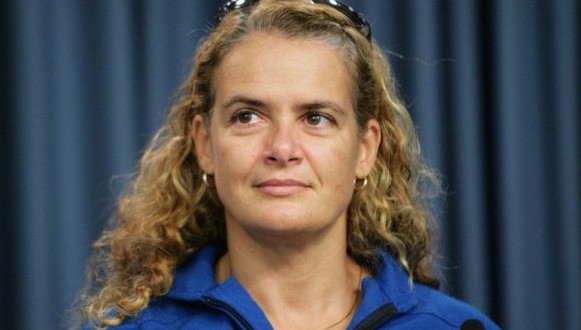 Former astronaut Julie Payette says one-way mission to Mars going nowhere