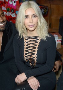 Kim Kardashian White Blonde at Paris Fashion Week (Photo)