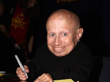 Mini Me Actor Hospitalized : Verne Troyer Suffers Seizure, Is Doing Okay