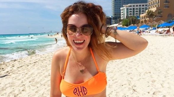 Mom of Three posts picture of herself in bikini because she’s proud of stretch marks