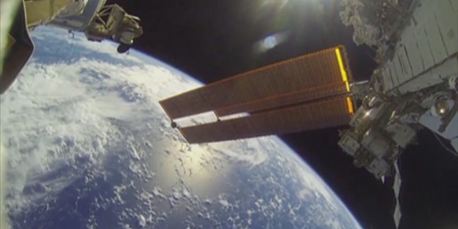 Astronaut films spacewalk using GoPro camera (Video)