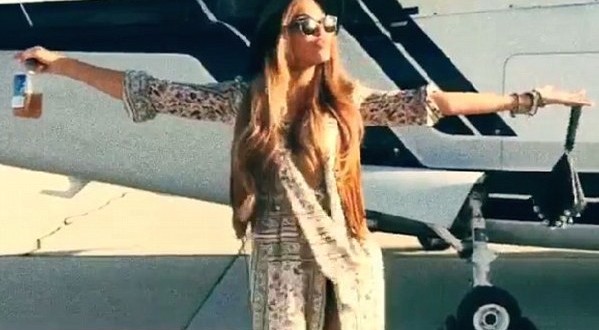 Beyonce Touches Down at Coachella (Photo)