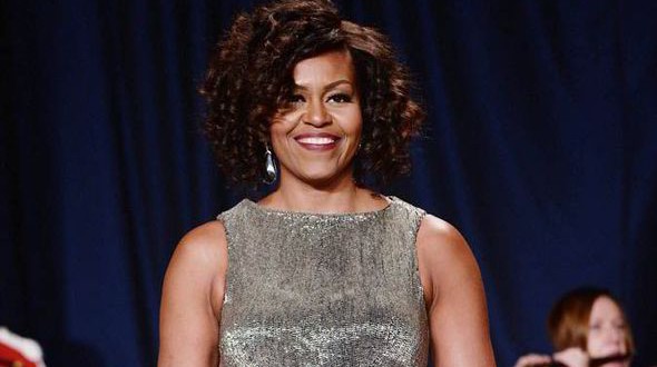 First lady Michelle Obama unveils curly hair at White House Correspondents' Dinner