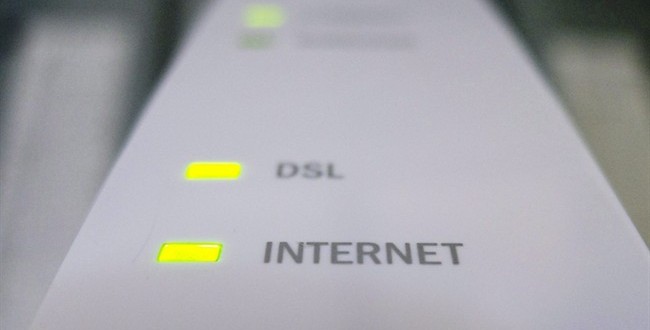 Internet users polled about service : CRTC