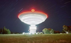 Messages from ALIENS? Mystery of strange radio bursts from space