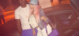 Nicki Minaj Engaged to rapper Meek Mill, Shows Off Huge Ring On Left Hand