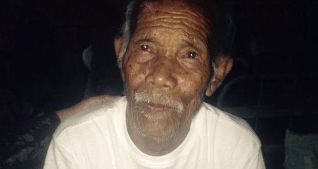 101-Year-Old Man Among Quake Survivors Found In Nepal (Video)
