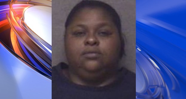 Sabrina Davis : Woman stabbed with fork for ‘taking the last rib’ (Video)