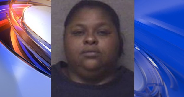 Sabrina Davis : Woman stabbed with fork for 'taking the last rib' (Video)