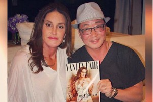 Caitlyn Jenner poses with her Doctor (Photo)