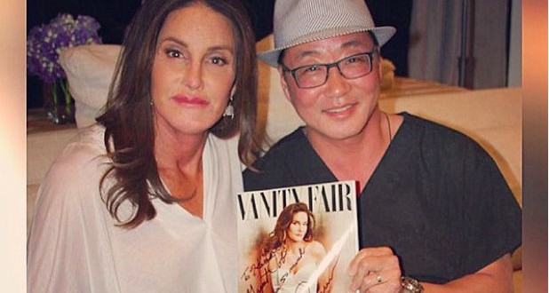 Caitlyn Jenner poses with her Doctor (Photo)