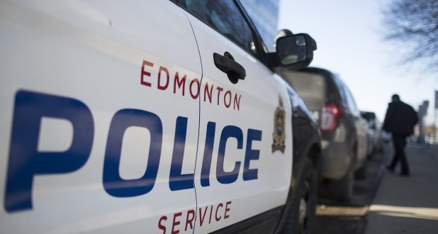 Edmonton police officer facing assault charge