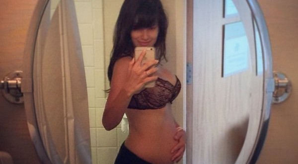 Hilaria Baldwin Posts Selfie In Sexy Lingerie Two Days After Birth  (Photo)