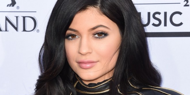 Kylie Jenner Reveals When Kris Jenner Cut Her Off Financially (Video)