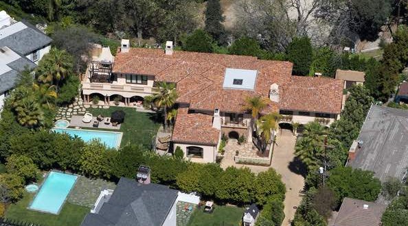 Miley Cyrus Sells Family Toluca Lake Mansion