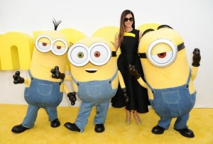 Sandra Bullock : Actress Looking Sleek at 'Minions' Premiere