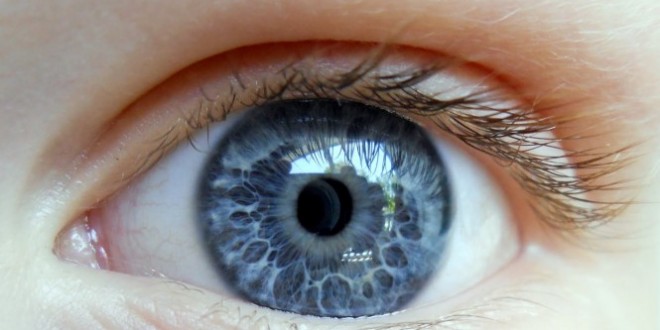 Alcoholism, Eye Color link? Blue Eyes Linked To Higher Risk Of Alcohol Dependence In ‘New Study’