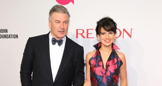 Hilaria Baldwin Post-Baby Body: Alec Baldwin’s Wife Looks Seriously Incredible Two Weeks After Giving Birth (Photo)