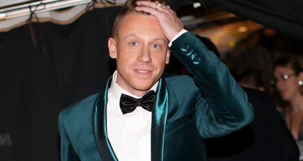 Macklemore Seattle Rapper Opens Up about Recent Struggles with Addiction