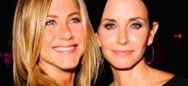 Courteney Cox 'last to leave' Jennifer's wedding, Report