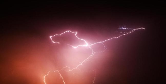 Andhra Pradesh Lightning kills 34 in India amid monsoon storms (Video)