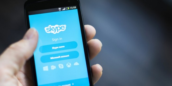 Skype Offline: users can't log in as service not working across the globe