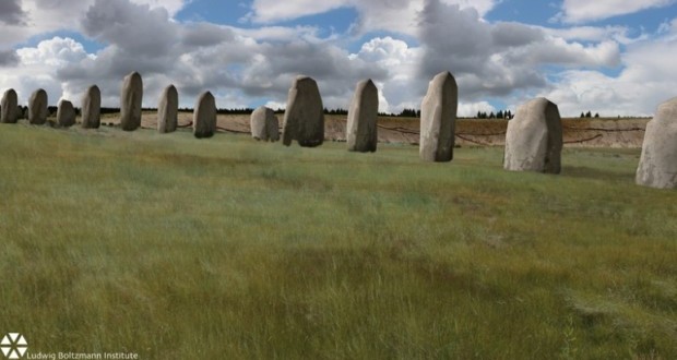 ‘Superhenge’ of 90 Buried Stones Discovered Near Stonehenge (Video)