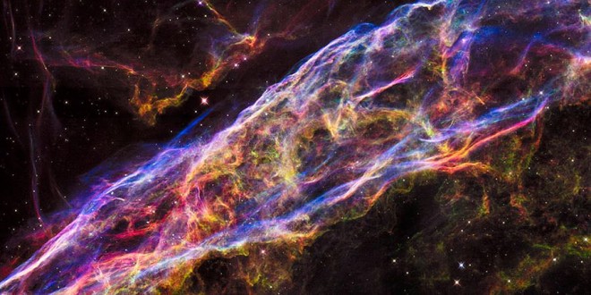 Veil Nebula: Hubble telescope details shrapnel of exploded star