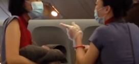 Baby born on plane over the Pacific (Video)