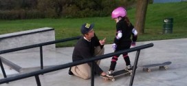 Cambridge Mom writes letter to teenager who helped her daughter learn to skateboard