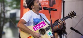Jason Mraz, Christina Carano Married: Singer Marries Girlfriend in Secret Virginia Ceremony