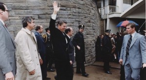 Jerry Parr: Secret Service agent who saved Reagan dies
