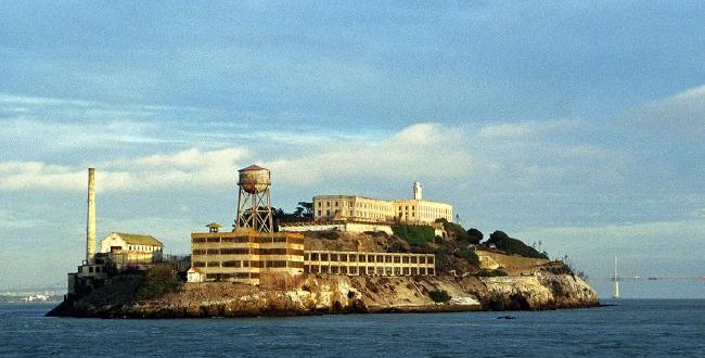 John and Clarence Anglin: Inmates Who Escaped Alcatraz Could Still be Alive?