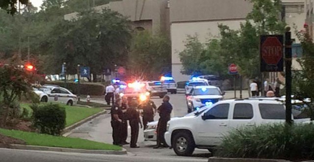 Mall Shooting: South Carolina Police Officer Killed Pursuing Suspect At Mall