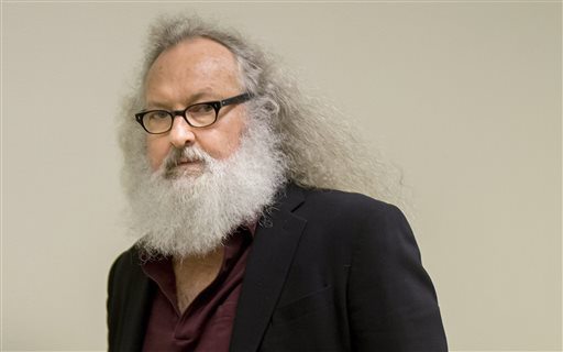 Randy Quaid: Hollywood actor arrested crossing US-Canadian border