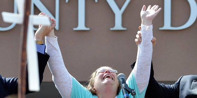 Vatican: ‘Pope Francis’ meeting with Kim Davis not a show of support