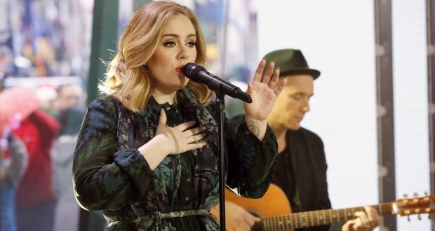 Adele’s “25” album sales smashes record