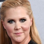 Amy Schumer: comedian apologizes to fans who say show was too short