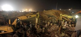 Pakistan factory collapse kills 20, over 100 rescued