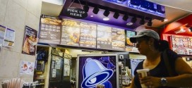 Taco Bell to switch to cage-free eggs after 2016, Report