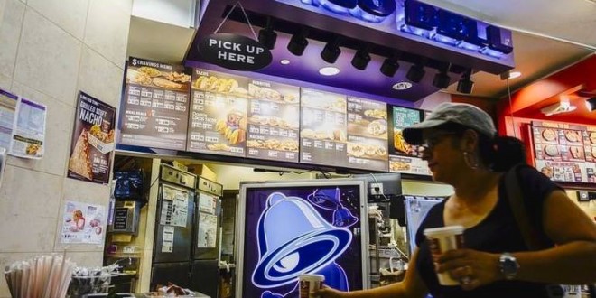 Taco Bell to switch to cage-free eggs after 2016, Report
