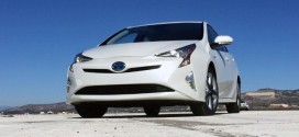 2016 Toyota Prius has distinctive image, personality