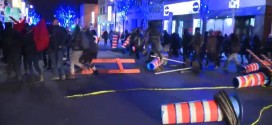Police arrest anti-capitalist protesters downtown (Video)