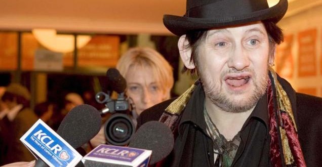 Shane MacGowan: Singer boasts new set of teeth