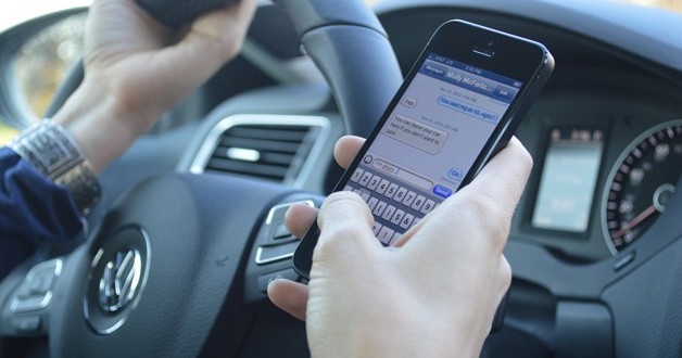 Demerit points for texting and driving in 2016