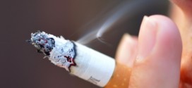 Manitoba To Offer Nicotine Patches, Gum to Help Smokers Butt Out