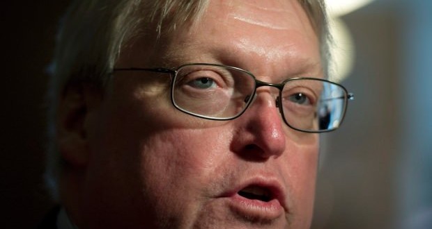 Quebec health minister Gaétan Barrette questions case of St. Mary's patient death